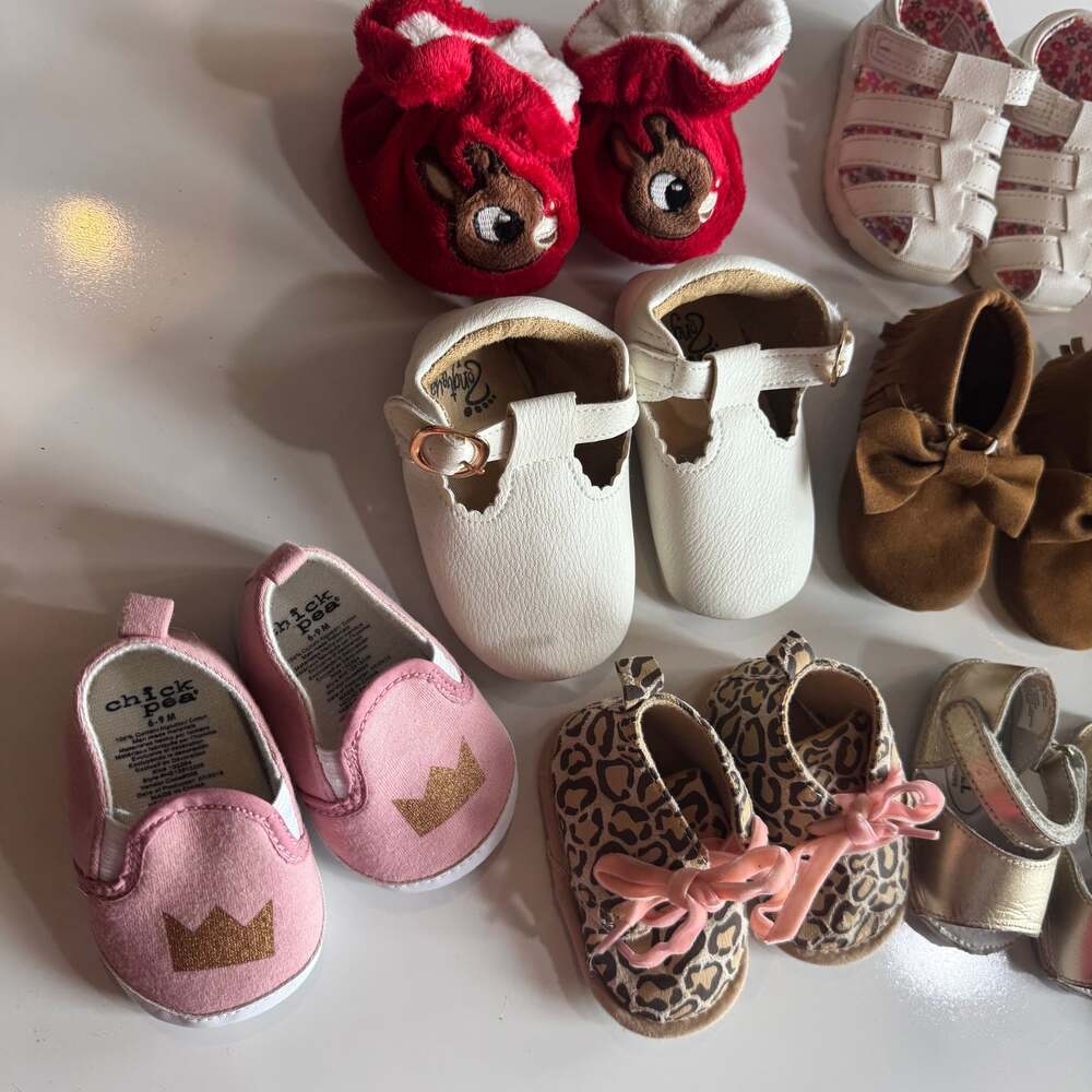 Lot of 10 pairs of Baby girl shoes 0M-Size 3 - Picture 3 of 9